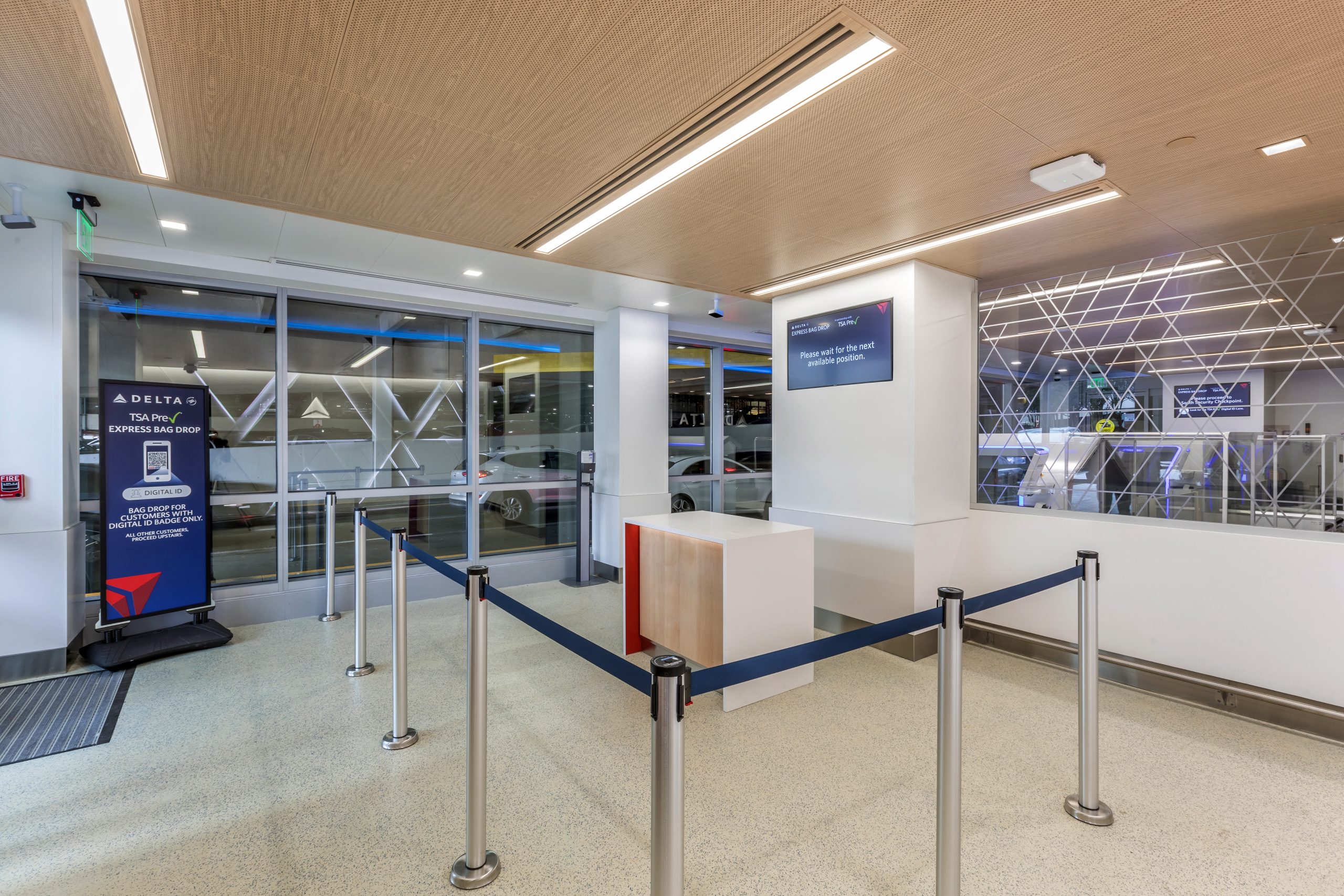 Delta Air Lines – Express Lobby gallery